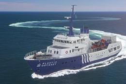 Plastic Odyssey dévoile son navire-laboratoire avec L’OCCITANE